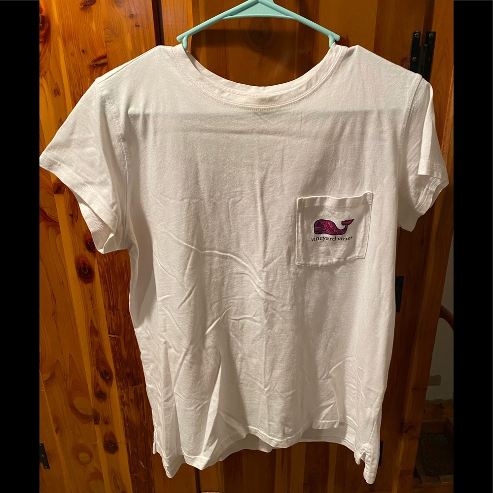 White Vineyard Vines Tshirt Size S